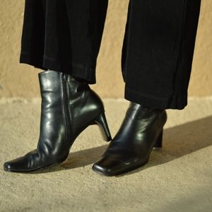 Vintage Style Black Leather Boots